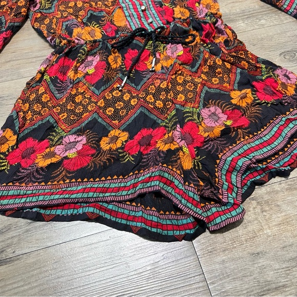 Altar’d State Floral Geometric Boho Long Sleeve Romper Jumpsuit Size Small - Picture 8 of 16